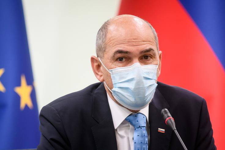Premier Janez Janša je dejal, da želi Slovenija prispevati k nadaljnjemu utrjevanju EU in Nata. | Foto: STA ,