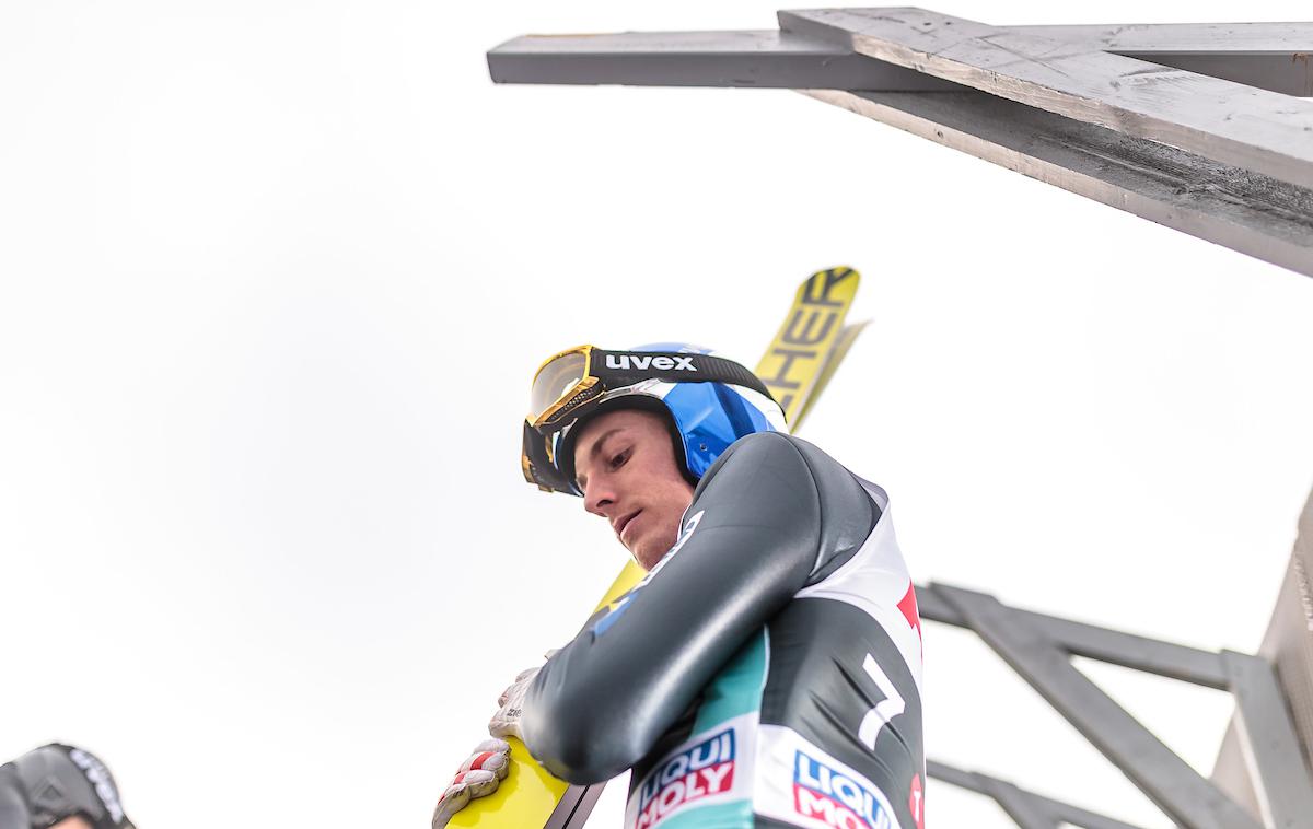 Gregor Schlierenzauer | Gregor Schlierenzauer je moral zaradi poškodbe kolena predčasno končati sezono. | Foto Sportida