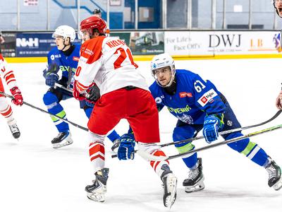 Slovenci na prvem preizkusu