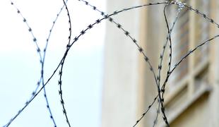 Črna gora razmišlja o postavitvi ograje na meji zaradi migrantov
