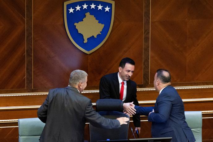 Dimal Basha, predsednik parlamenta, Kosovo | Po poročanju kosovskega portala Kossev je za Basha glasovala polovica poslancev opozicijske desnosredinske Demokratske stranke Kosova (PDK) in nekateri poslanci Zavezništva za prihodnost Kosova (AAK). Po poročanju medijev so bili proti poslanci Demokratske lige Kosova (LDK), Srbske liste in socialdemokratske Nisma. | Foto Reuters