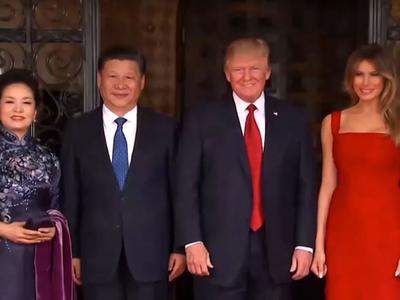 Xija ob prihodu v ZDA pozdravil Trump