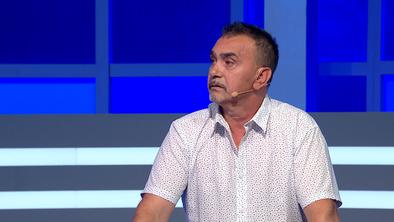 Pet dni po infarktu je že stal na odru #video