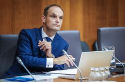 Odbor DZ izglasoval: Logarjeva predstavitev je bila uspešna