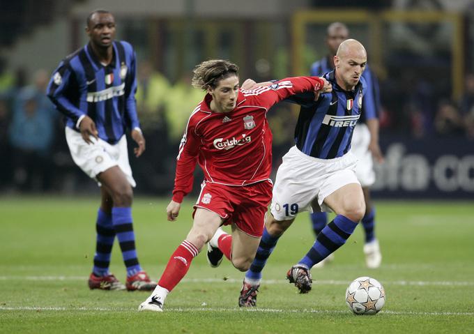 Na zadnjem obračunu teh dveh tekmecev je leta 2008 za Liverpool igral še Fernando Torres. | Foto: Reuters