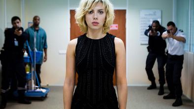 Scarlett Johansson je smrtonosna Lucy