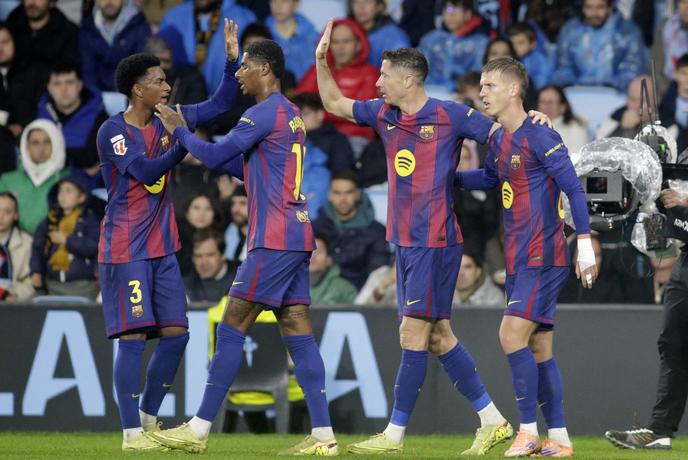 Barcelona na krilih Lewandowskega izkoristila spodrsljaj Reala in se mu približala