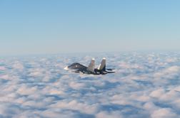 Španski lovci F-18 nad Baltikom prestregli rusko letalo z nenavadno oborožitvijo