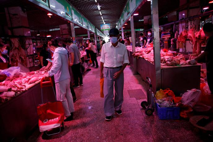 Tržnica z mesom na Kitajskem | Foto Reuters