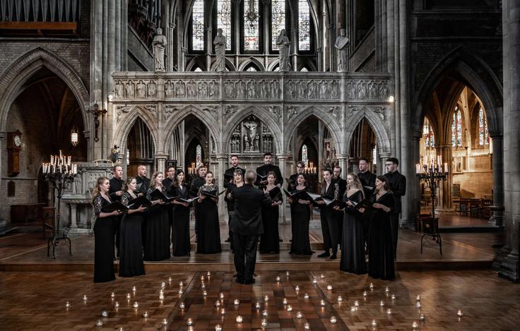 Virtuozni zbor Tenebrae deluje pod umetniškim vodstvom Nigela Shorta, nekdanjega člana zasedbe The King's Singers. | Foto: Sim Canetty-Clarke / Cankarjev dom