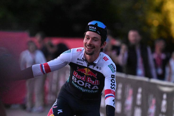 Se bo Roglič vrnil na Giro? | Foto: Guliverimage