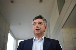 "Za 90 odstotkov  vseh slabih terjatev pa je kriva gospodarska kriminalna politika ..."