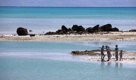 Kiribati bodo čez največ 60 let za vedno izginili (FOTO)