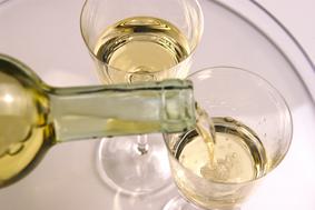 Najhitrejši način, kako ohladiti vino