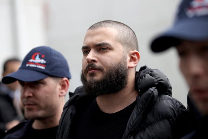 Faruk Fatih Özer | Özer je pred zlomom menjalnice Thodex aprila 2021 na račune znane ameriške borze s kriptovalutami Kraken prenesel za 125 milijonov evrov bitcoinov. Zakaj, ni bilo znano, po sesutju Thodexa pa se je mnogim začelo dozdevati, da je ta denar strankam svoje menjalnice preprosto ukradel tako rekoč sredi belega dne. | Foto Profimedia