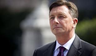 Bratuškovi priljubljenost upadla, na vrhu še vedno Pahor