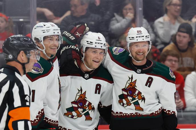 Arizona Coyotes | Arizona Coyotes so v Detroitu napolnili mrežo gostiteljem. | Foto Reuters