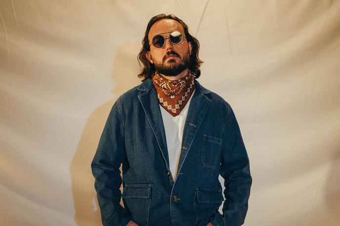 Zlatko, Samuraj | V novi skladbi Samuraj se je Zlatko s scensko podobo podal v country okolje. | Foto Iris Brglez