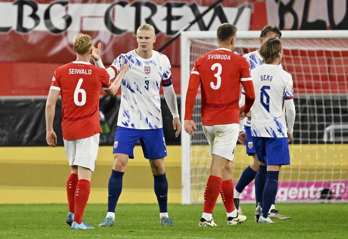 Erling Haaland pričakuje, da bo Norveška v novembrskem ciklusu premagala tako Slovenijo kot tudi Kazahstan. | Foto: Reuters