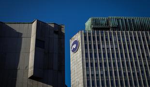 Skupina NLB zmanjšala čisti dobiček