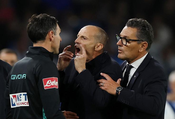 Massimiliano Allegri je ob koncu tekme prejel rdeči karton. | Foto: Reuters