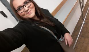 Sabina: Zmotilo me je, da je Majda govorila za našimi hrbti