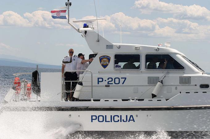 policija čoln | Foto: STA ,