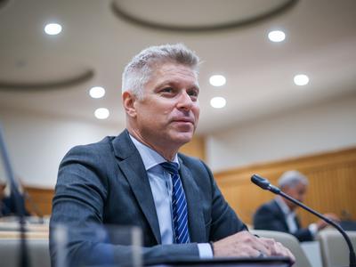 Hajdinjak: Slovenija bo spoštovala svoje zaveze do Nata