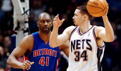 Poslovil se je Jezernik, ki si je slačilnico delil z Magicom, Shaqom in Kobejem