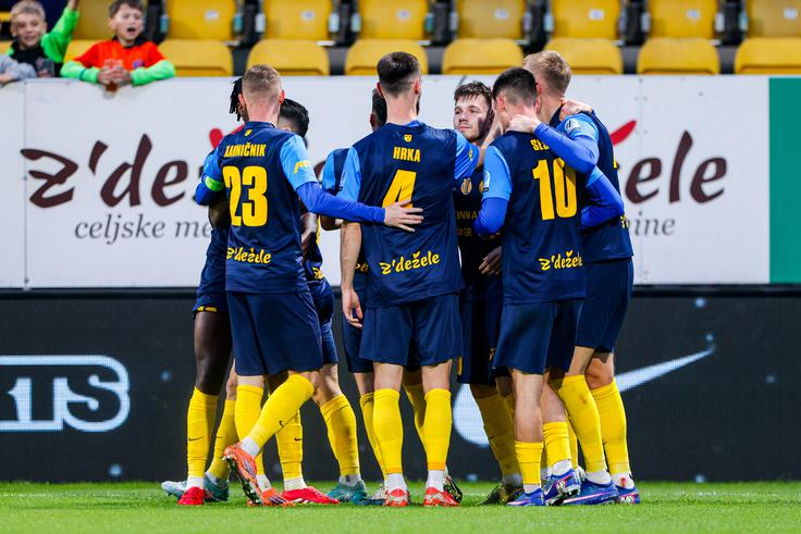 Po zmagi nad Olimpijo lahko Celje že ta vikend v Fazaneriji teoretično potrdi naslov državnega prvaka. | Foto: Aleš Fevžer