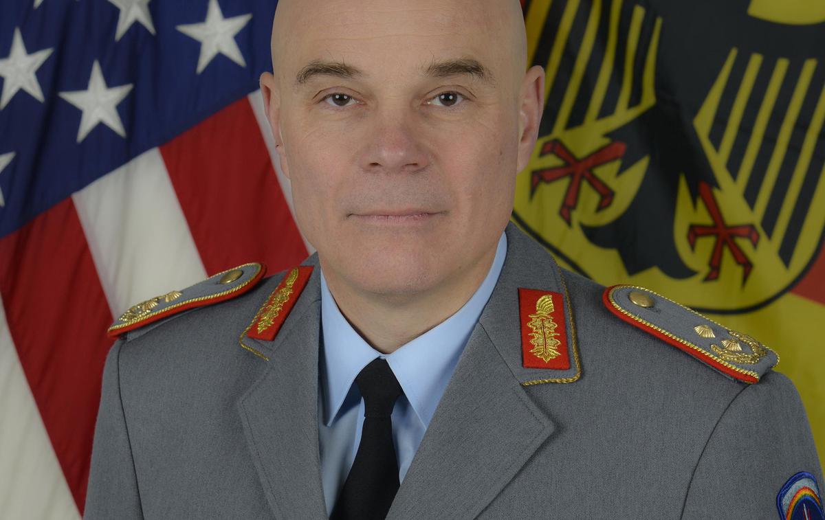 Hartmut Renk, nemški general | General Hartmut Renk je bil pravkar imenovan na pomemben položaj, njegove kariere pa je zdaj konec. | Foto nemška vojska