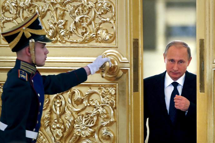 Vladimir Putin | Vladimir Putin je bil v času hladne vojne član sovjetske tajne obveščevalne službe KGB, kmalu po njenem koncu pa se je začel njegov politični vzpon. | Foto Reuters