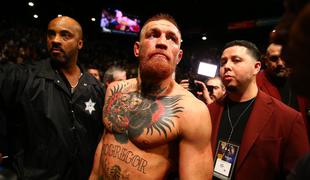 Irski borec ne gre v pokoj, spopadel pa se je s predsednikom UFC