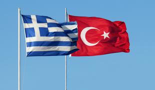 Potres otoplil odnose med Grčijo in Turčijo