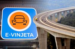 Anketa: Javnost podpira vladno odločitev o podaljšanju veljavnosti vinjet