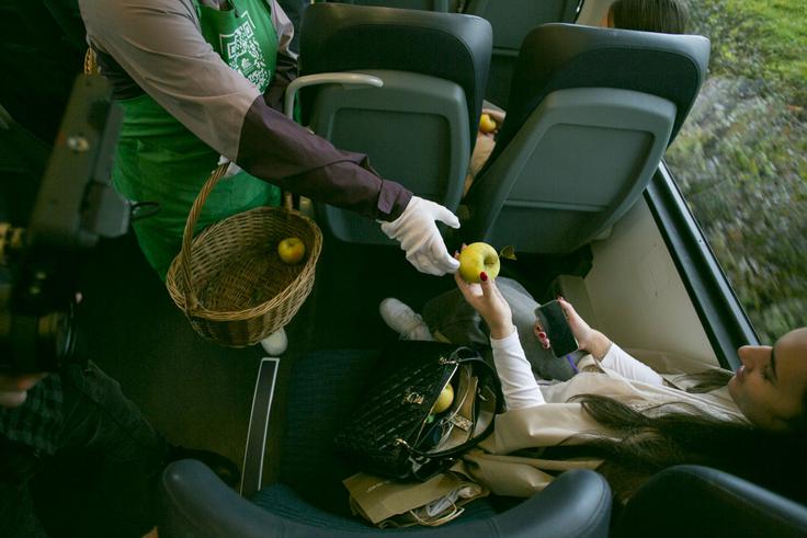 Slovenski zajtrk na vlaku, Slovenske železnice | Foto: Miško Kranjec, Slovenske železnice