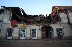 Potres ločil Petrinjo in Sisek za več kot 80 centimetrov