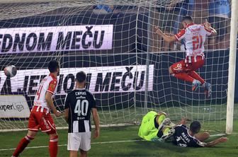 Timi Max Elšnik zadel na večnem srbskem derbiju