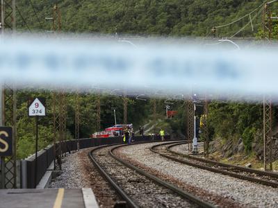 Vlak pri Domžalah trčil v osebo