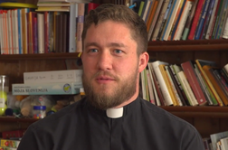 Slovenski duhovnik odgovoril na vprašanje, ali je že imel spolne odnose #video