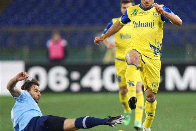Dedić se ne ustavlja, 'Sarma' bližje vrhu (video)