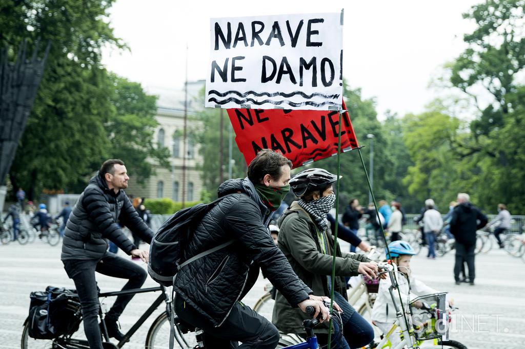 Protestniki na kolesih v Ljubljani