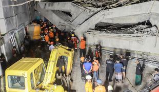 Šola v ruševinah: trije otroci umrli, na desetine pogrešanih #video