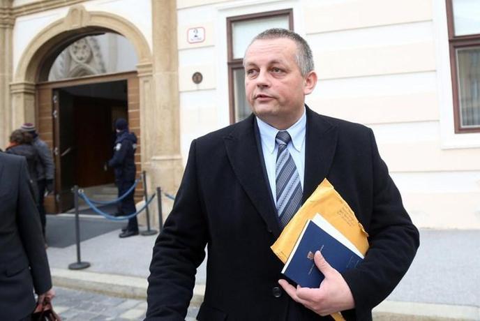 Hrvaški minister odstopil po manj kot tednu dni