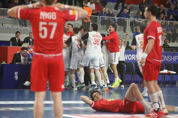 Makedonci so v zadnji sekundi prišli do točke proti Avstrijcem. | Foto: Guliverimage