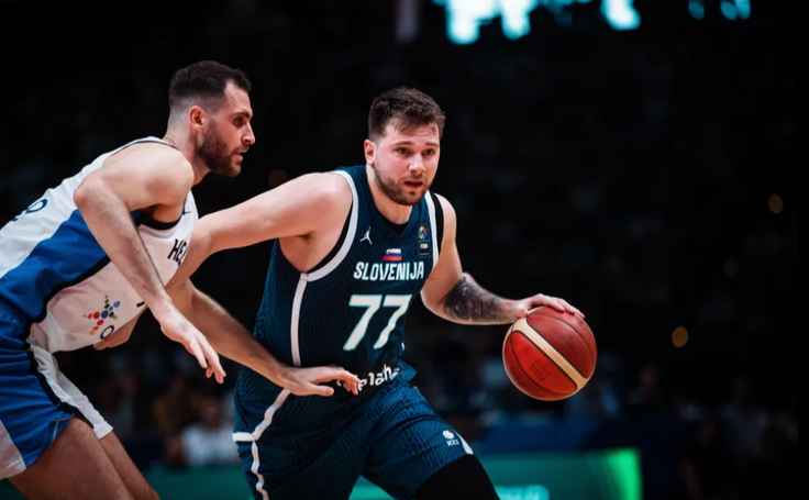 LD77 je lani poleti oblekel dres izbrane vrste na kvalifikacijah za olimpijske igre, na katerih pa je bila Slovenija neuspešna. | Foto: FIBA