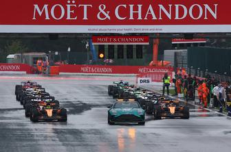 McLaren kljub dežju do dvojne zmage, velik skok Hamiltona