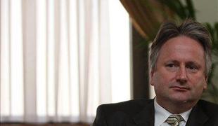 "Poldrugo leto smo izgubili zaradi napačne strategije bank upnic"