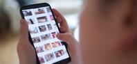 Vsaka deseta srednješolka meni, da je zasvojena s spletno pornografijo