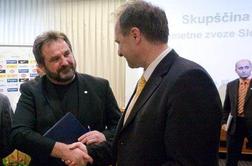 Oražem: NZS ni v brezvladju